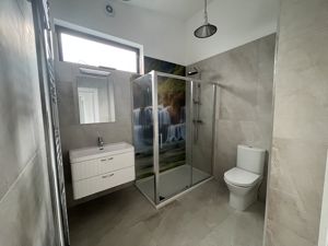 Photo 17- click for photo gallery